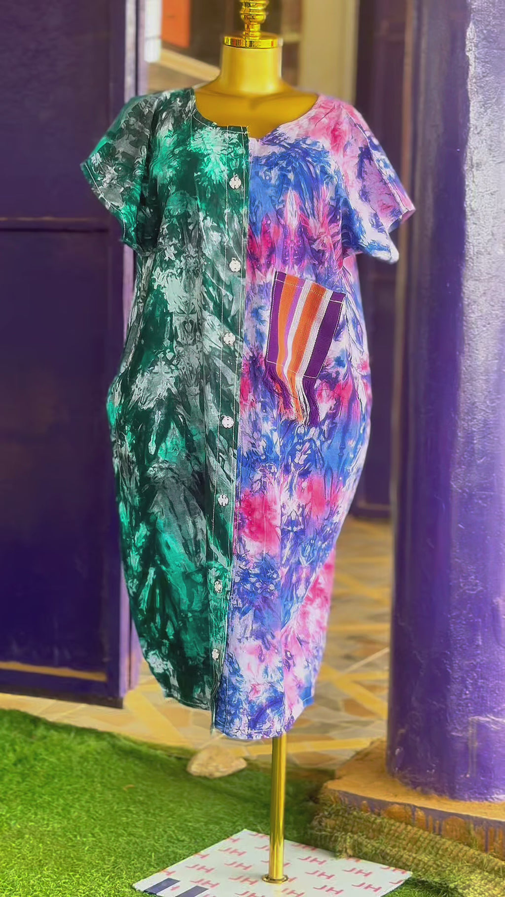 2 patch Tye dye dress